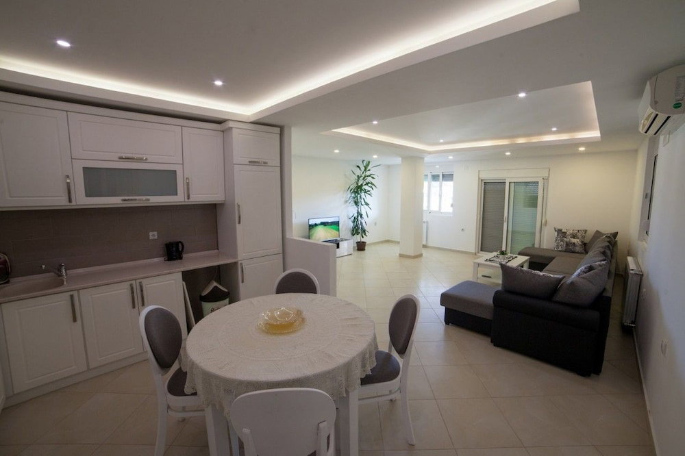 Hotel Apartmens Rex