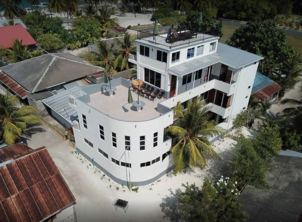 Hotel Hanifaru Beach Inn