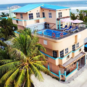 Hotel Breeze Haven Surf Retreat cazare Veymandoo