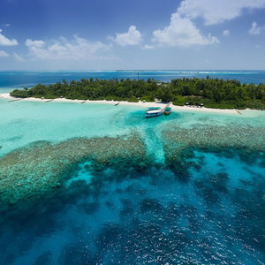 Hotel Embudu Village cazare Eboodhoo