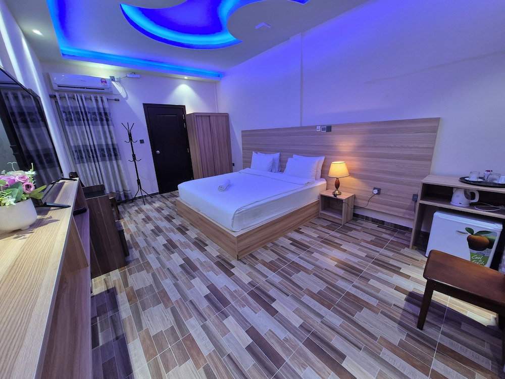 Hotel Aasna Inn