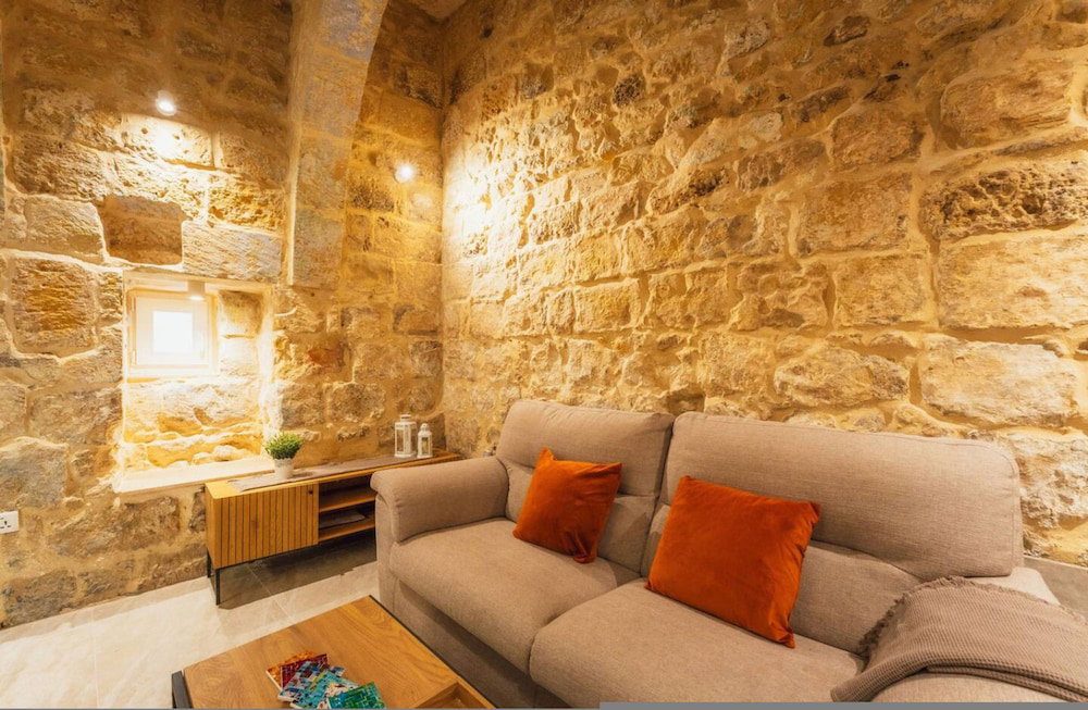 Charming House Of Character In Victoria Gozo