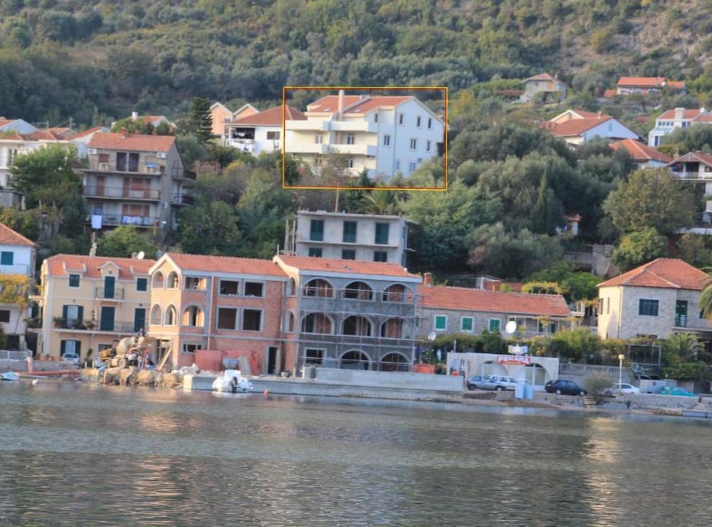 Hotel Apartments Savić Near The Sea