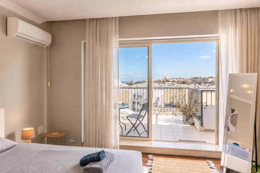 Hotel Modern And Comfortable Apart Savoy Garden