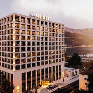 Hotel Merit Starlit Hotel Casino & Spa cazare Budva