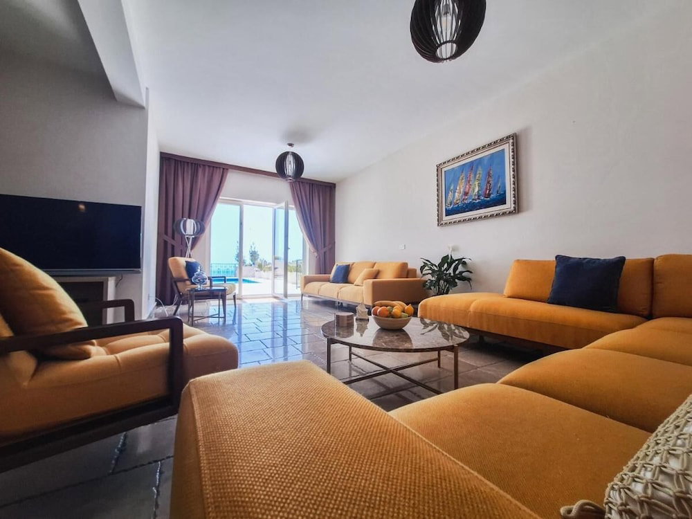 Casa Oliva Villas With Private Heated Pools And Guest Apartments-No Pool Access