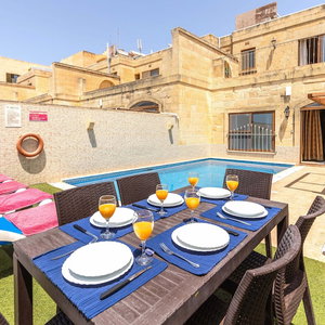 Hotel Villa Ta Debora Sleeps 7 With Pool cazare Xaghra