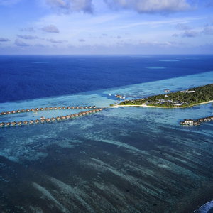 Hotel Pullman Maldives Resort cazare Viligili