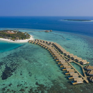 Hotel Emerald Faarufushi Resort & Spa cazare Un'goofaaru