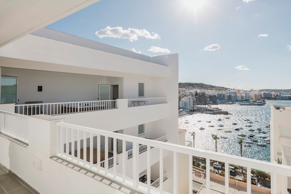 Hotel Horizon Suites By The Sea