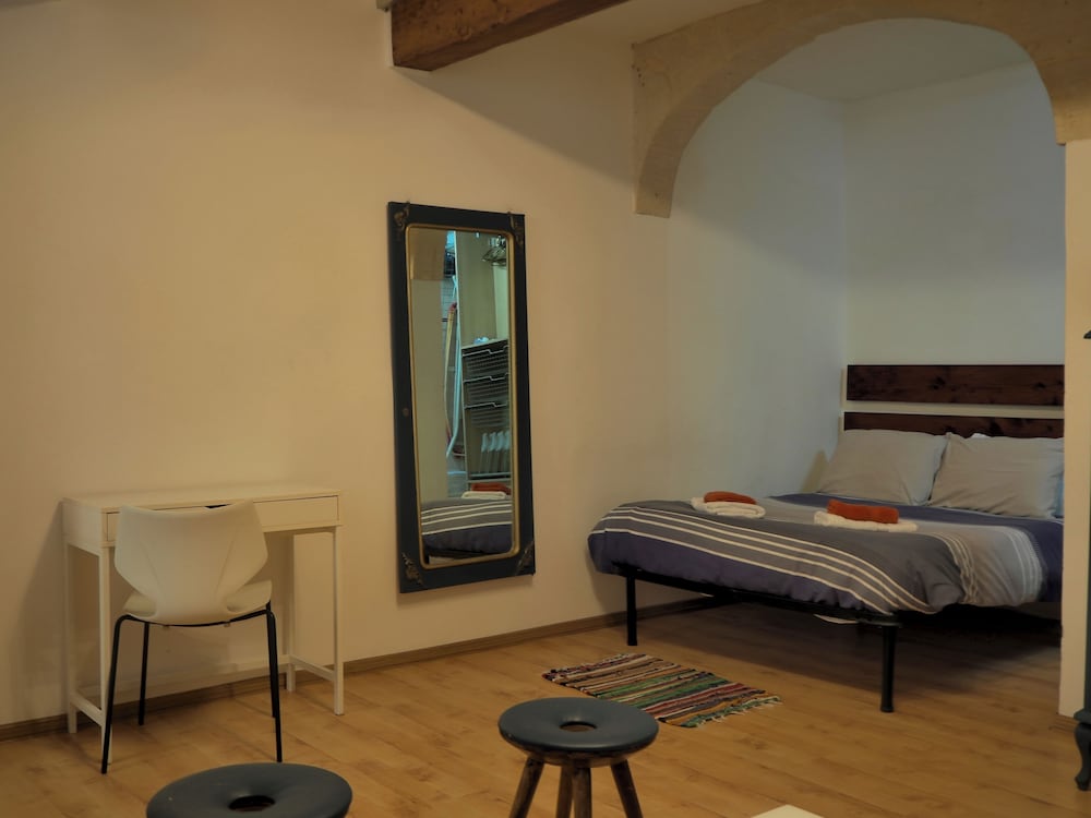 Hotel Traditional Maltese 1Br Home - Valletta