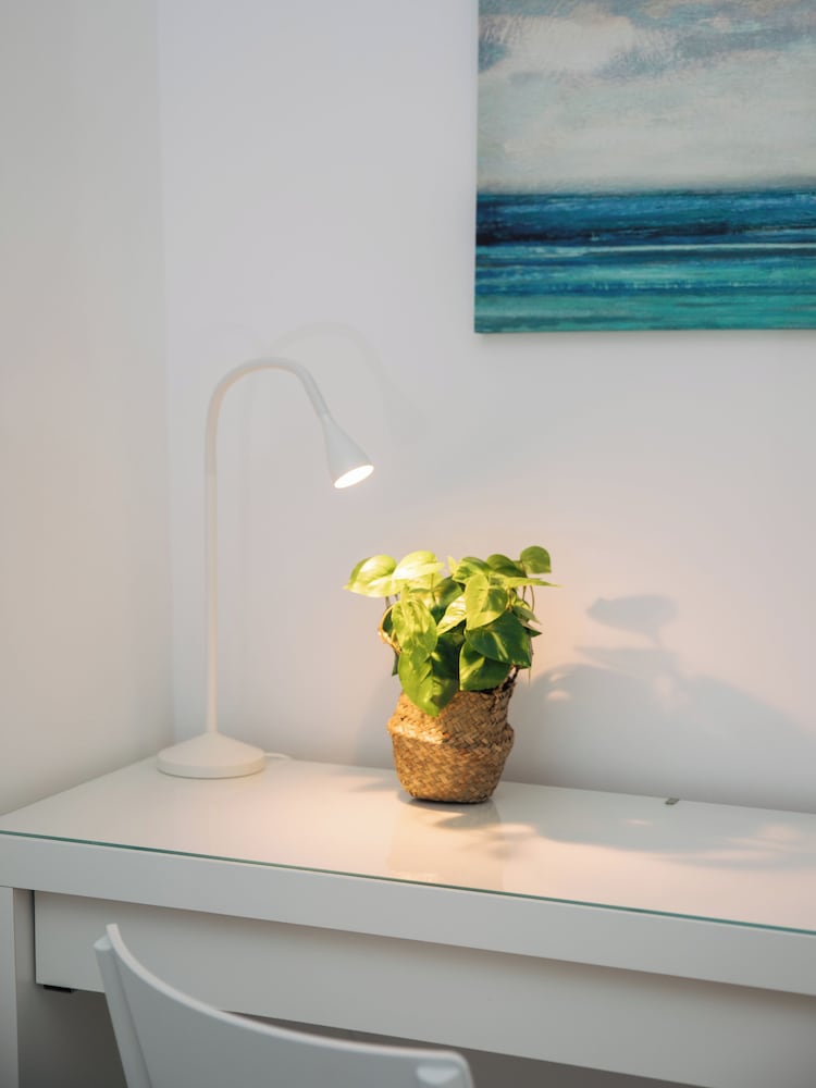 Cosy & Modern 1 Br Apt - 2 Mins From Sea