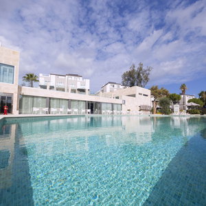Hotel Urban Valley Resort cazare Gzira