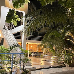 Hotel Oceana Surf Maldives cazare Kudahuvadhoo