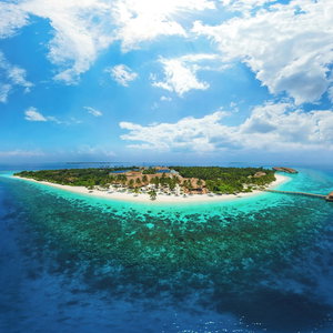 Hotel Reethi Faru Resort - Stay 5 Nights Or More And Enjoy One Complimentary Sunset Cruise cazare Meedhupparu