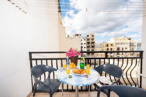 Hotel Seashells Self Catering Apartment By Getaways Malta cazare Bugibba