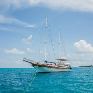 Hotel Akoya Pearl cazare Dhidhoofinolhu
