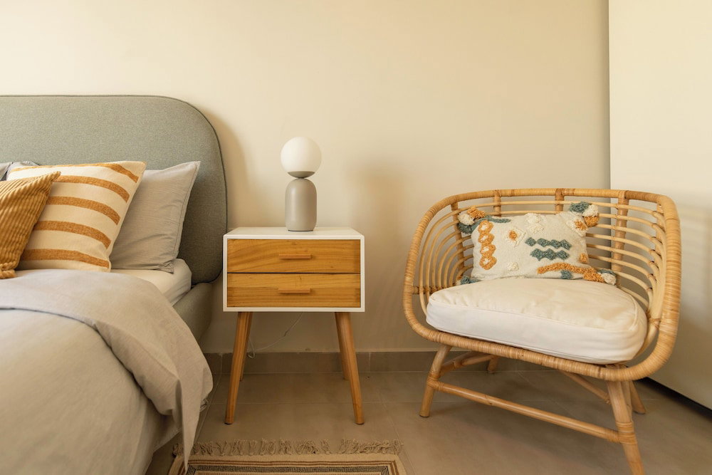 Modern & Spacious 3Bd Apt With Terrace