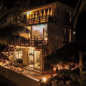 Hotel Ahi Maldives cazare Mahibadhoo