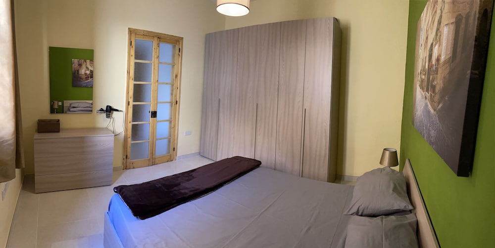 Sunset Modern Apt - Near Beach, Wifi & Cable Tv