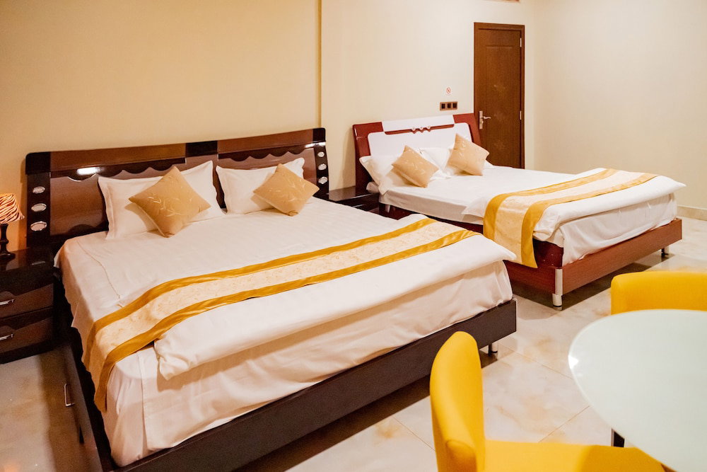 Hotel Ekefaru Inn