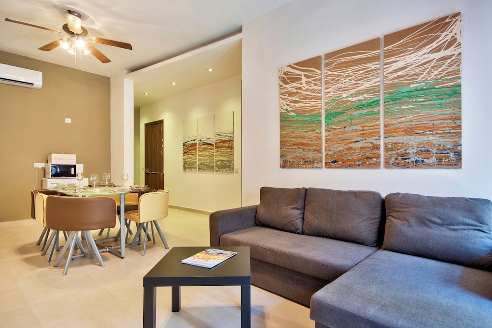 Hotel Central Flat With Traditional Maltese Balcony