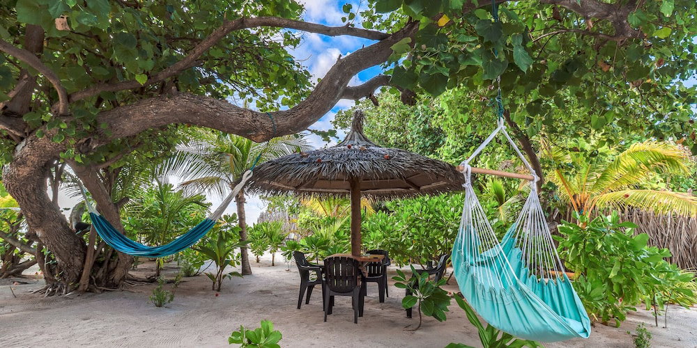 Hotel Clouds Beach Retreat Laamu