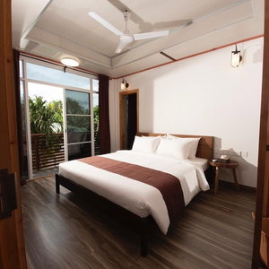 Hotel Lhohi White Sand cazare Manadhoo