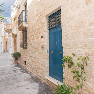 Hotel 3 Bedrooms House Of Character In Rabat Near Mdina - Casa Melita cazare Victoria