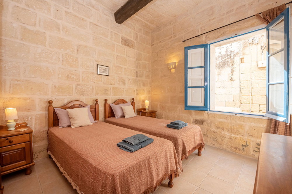 3 Bedrooms House Of Character In Rabat Near Mdina - Casa Melita