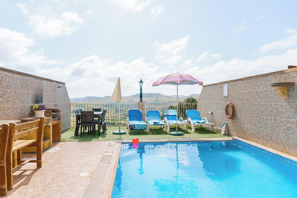 Hotel Ta Dora 3 Bedroom Villa With Private Pool