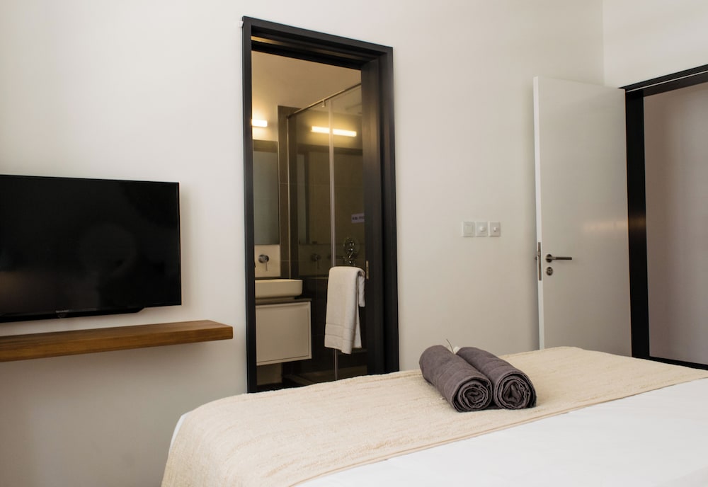 O'biches By Horizon Holidays