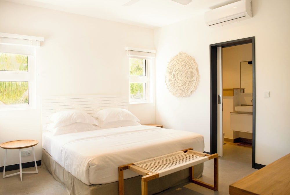 O'biches By Horizon Holidays