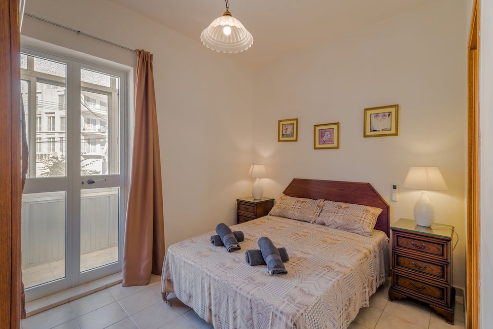 Bay View Apartment By Getaways Malta