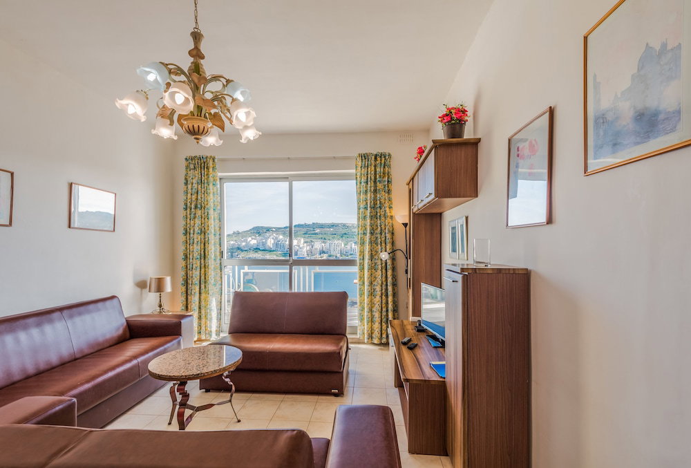 Bay View Apartment By Getaways Malta