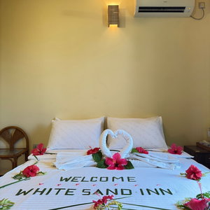 Hotel White Sand Inn cazare Maamigili