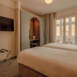 Hotel Maria Rosa Suites cazare Victoria