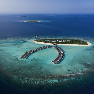Hotel Kuredhivaru Resort & Spa Maldives By Accor cazare Kudafunafaru Island
