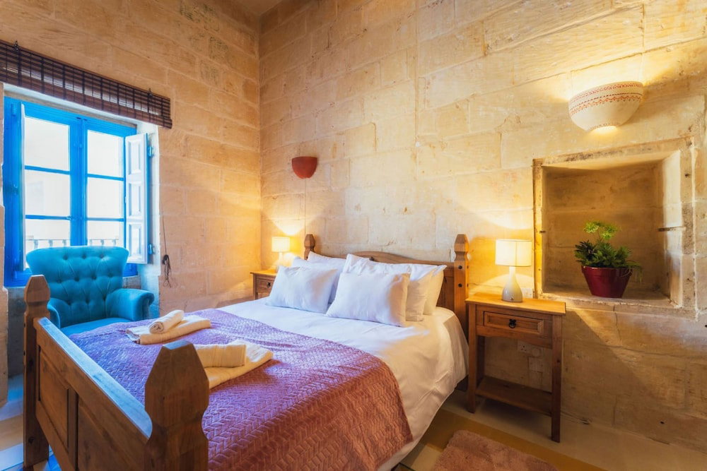 Authentic Xag Ra Farmhouse With Private Pool