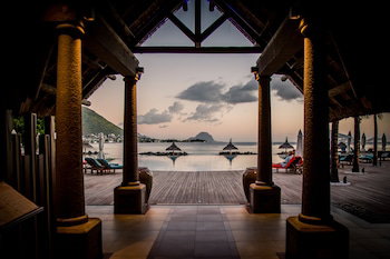 Sands Suites Resort & Spa