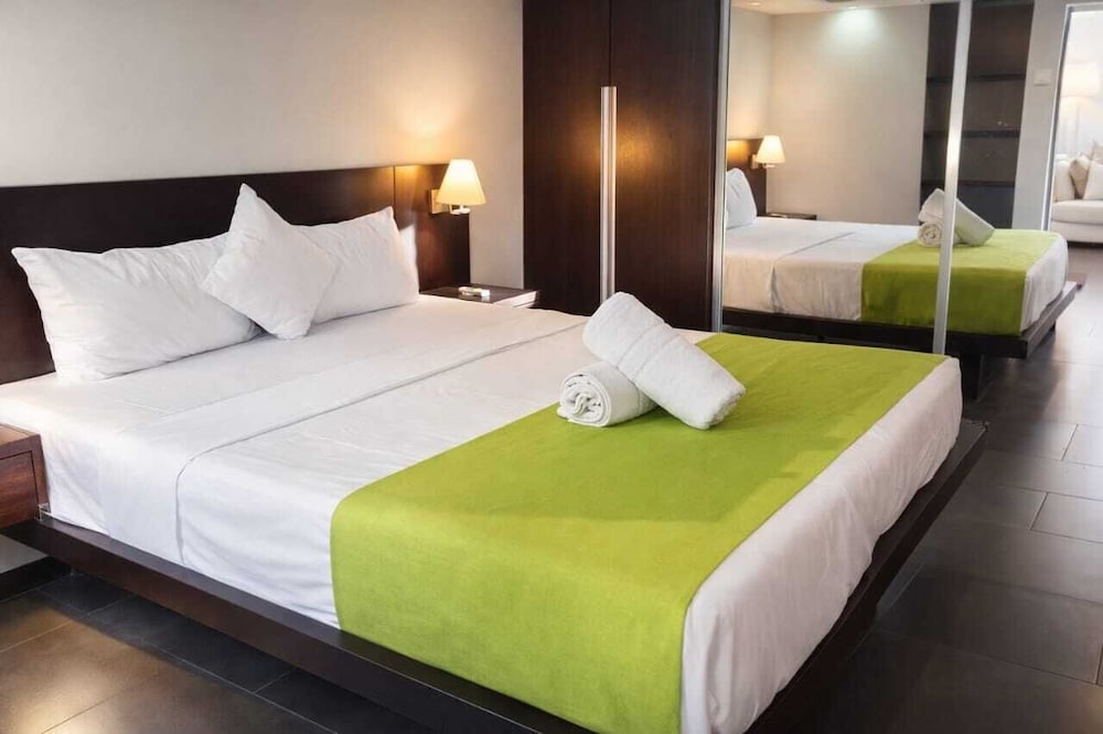 Hotel Luxury Apartment Grand-Baie Big Swimming Pool
