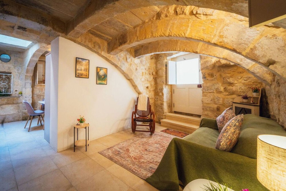 Hotel Traditional 500 Year Old Gozitan Townhouse