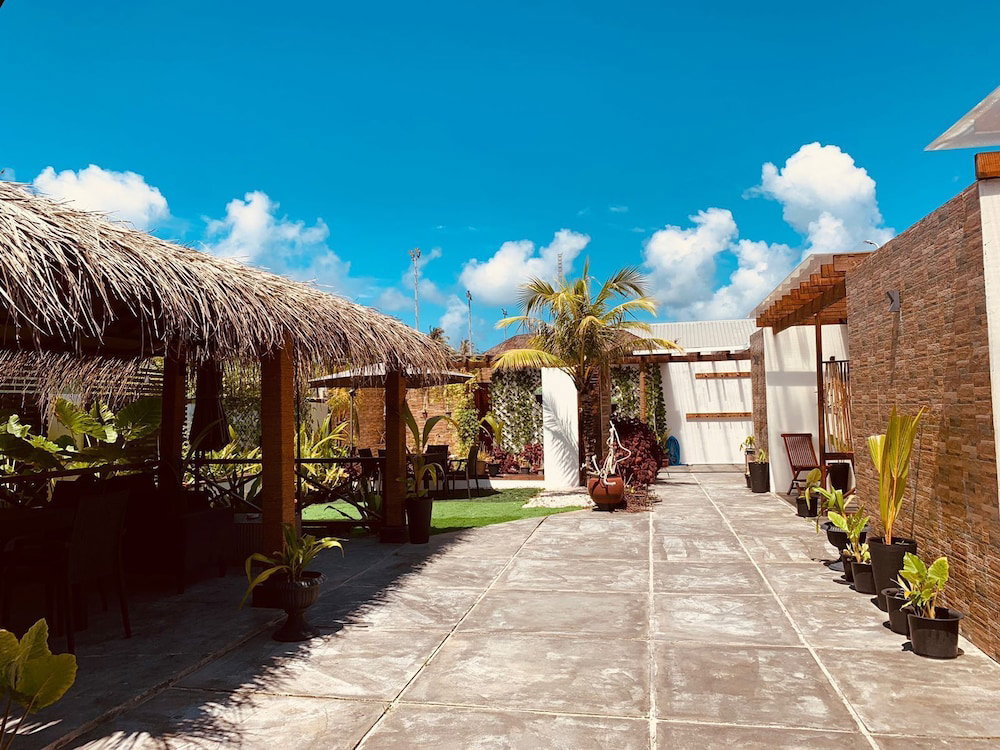 Hotel Himeyn Beach Inn Maldives