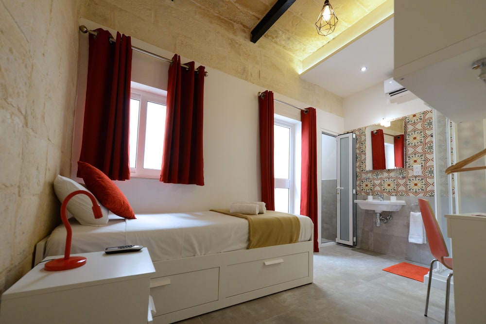 Hotel Vallettastay - Lovely House