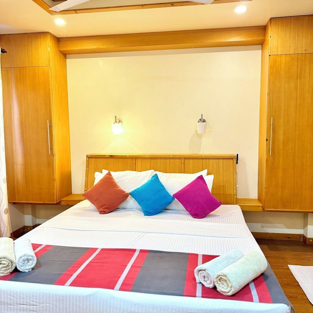 Hotel Island Pavilion Maldives