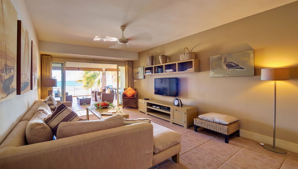 Cape Point Seafront Suites & Penthouse With Lov