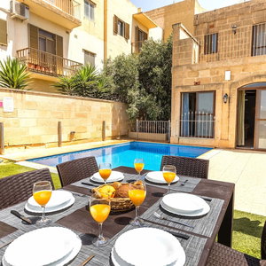 Hotel Ta Lucija 2 Bedroom Villa With Private Pool cazare Xaghra
