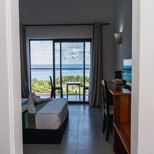 Hotel Le Marin Rodrigues Island cazare Baie aux Huitres