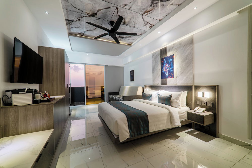 Hotel Samann Blue