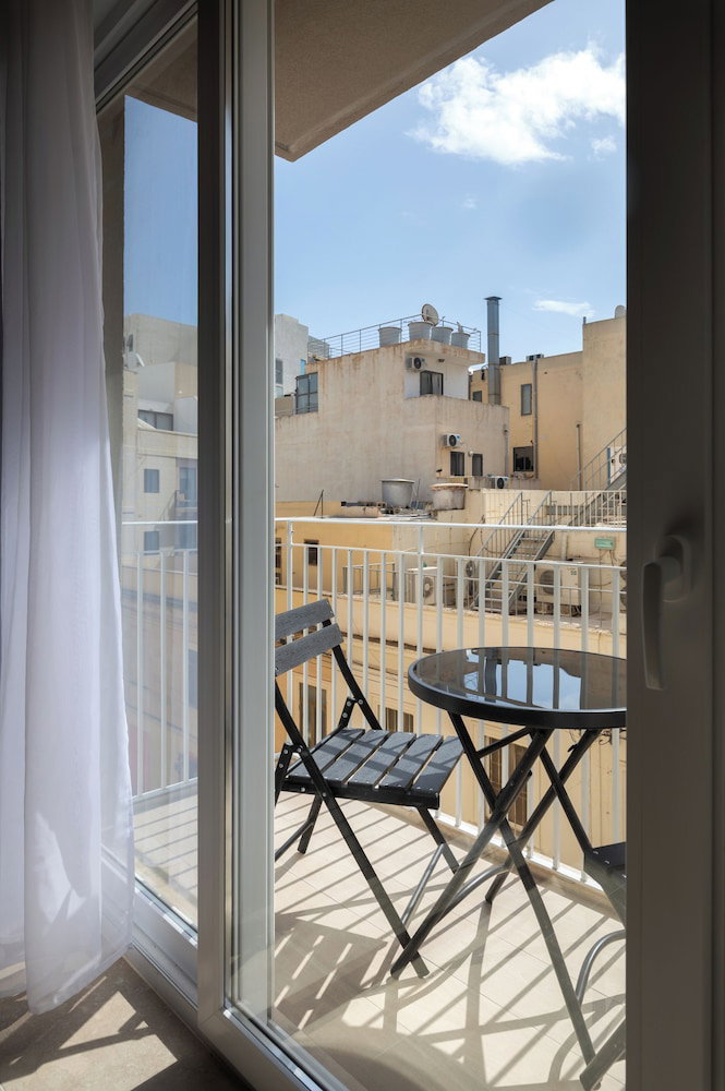 Hotel Modern 1Br Apts Near Manoel & Tigne